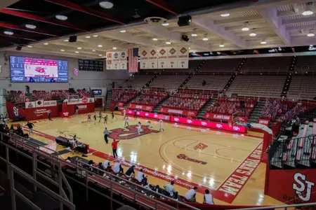 Carnesecca Arena (WBB)