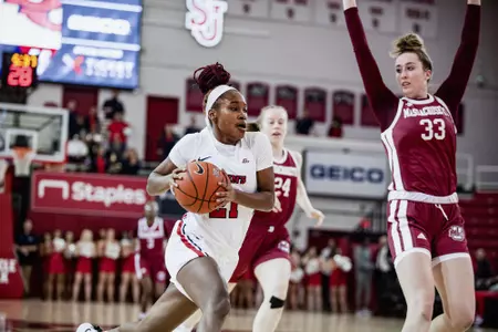 Qadashah Hoppie vs UMASS
