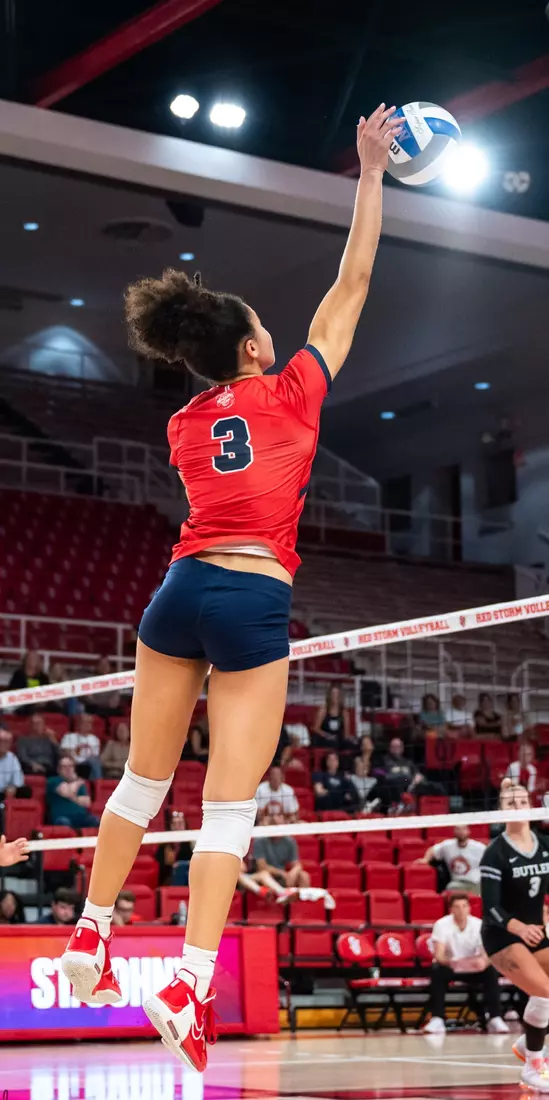 Erin Jones finished with a double double, totaling 18 kills and 13 assists