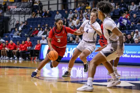 St. John’s Drops Nail-Biter at Monmouth, 74-69 Image