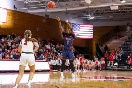 Unique Drake led the Red Storm with 19 points