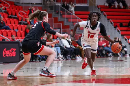 Jayda Brown went a perfect 4-4 from the field and finished with 10 points, four rebounds, and one steal.