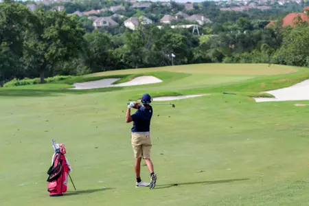 Chen tied for a tournament-best 4.00 stroke average on par-5's