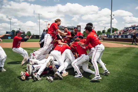 The Johnnies downed Georgetown, 4-2, in Saturday's title game at Prasco Park in Mason, Ohio.