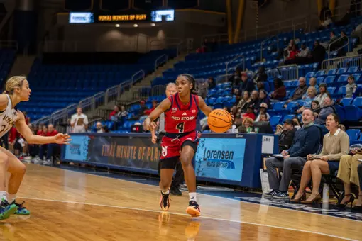 St. John’s Roars Back for Road Victory at Quinnipiac, 53-51