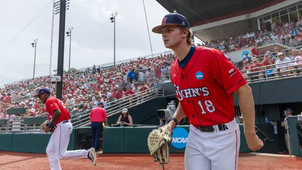 St. John’s baseball plays an NCAA Super Regional baseball game vs. Alabama, at Sewell-Thomas Stadium in Tuscaloosa, Ala.
Shot Sunday, June 7, 2026. Photo by Vasha Hunt.