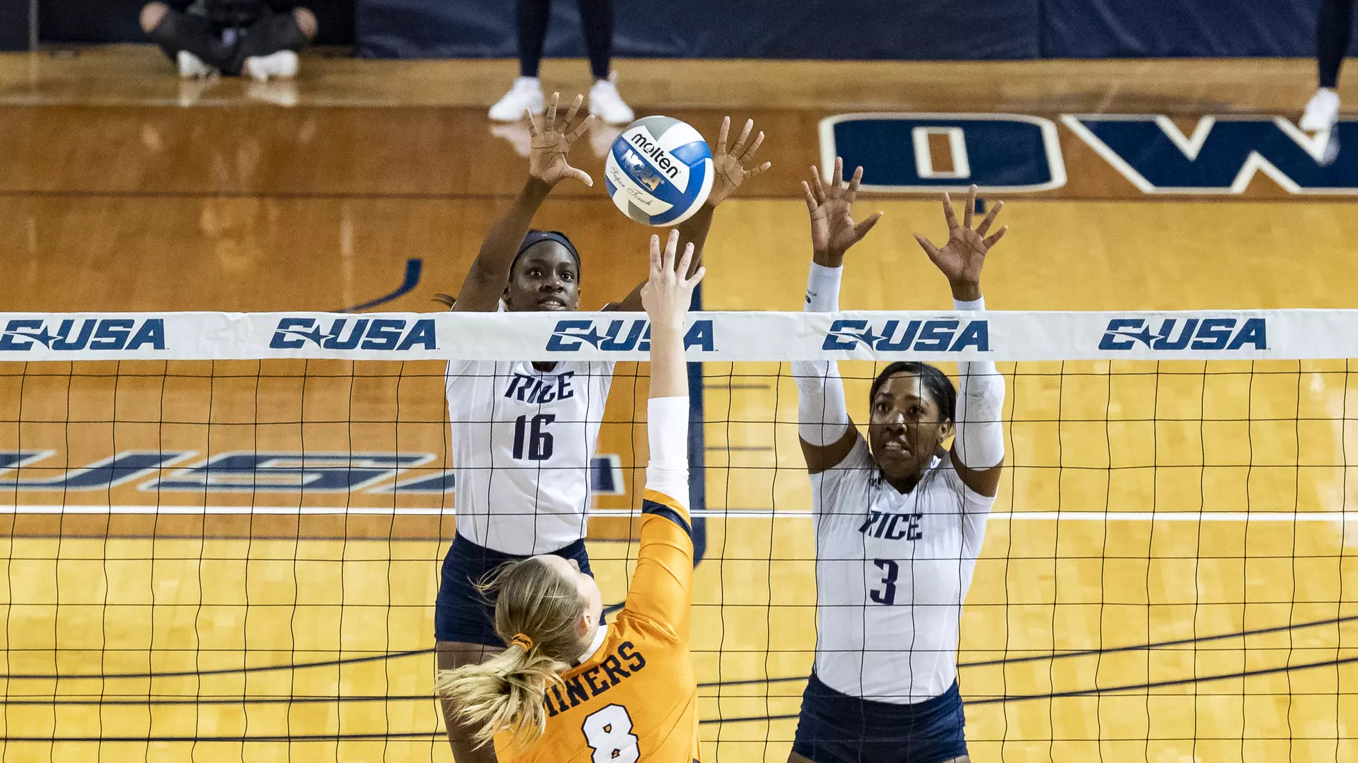 Anota Adekunle & Tabitha Brown