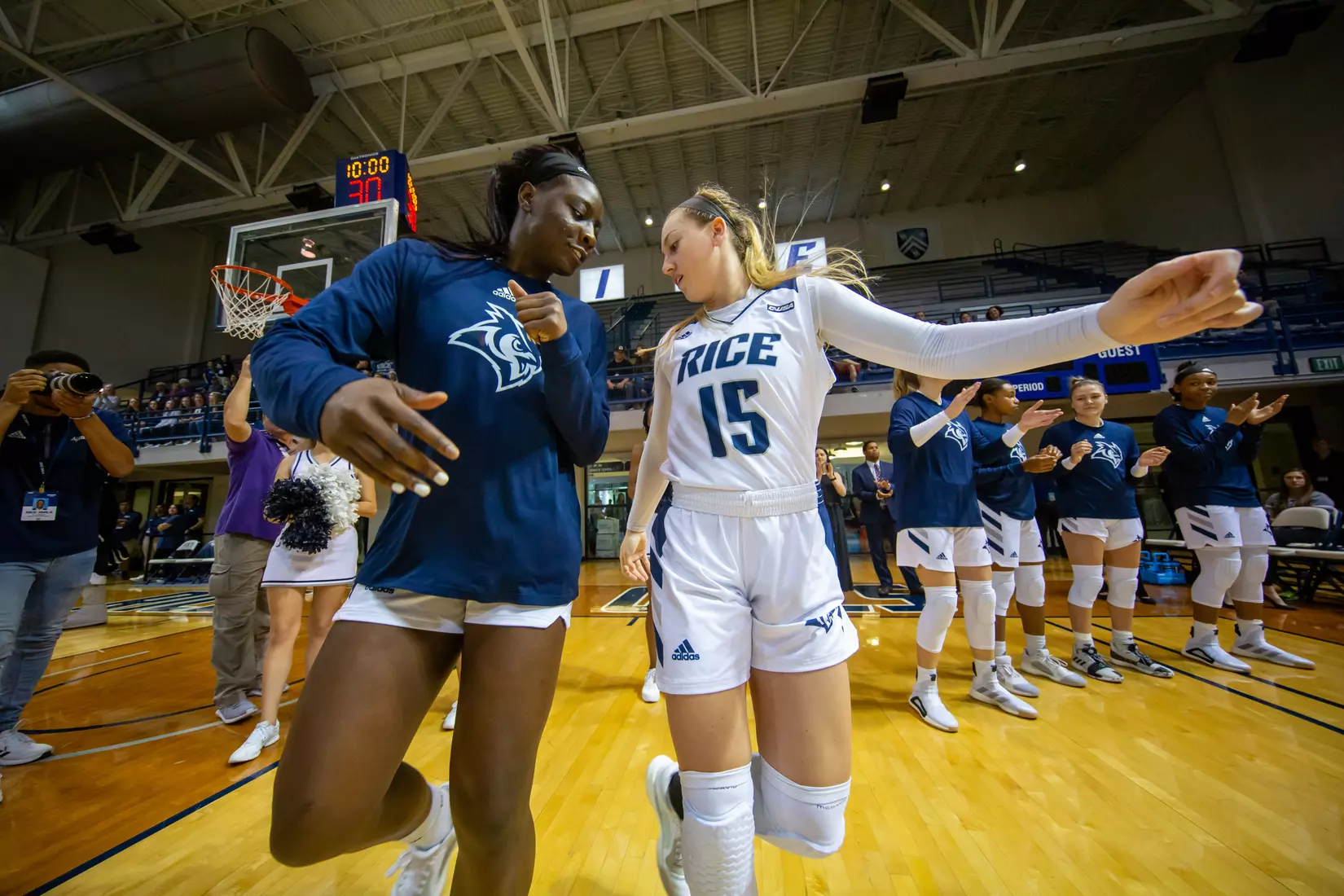 Temi Alao and Lauren Schwartz