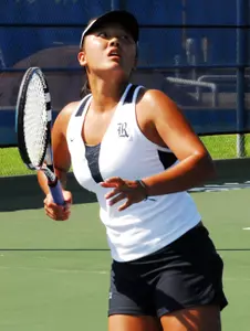 Tiffany Lee was one of two Owls to win a pair of matches Friday in Flight 2 singles action.