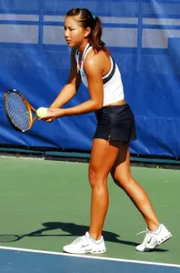 Julie Chao won two Saturday at Riviera/ITA All-American Pre-Qualifying.
