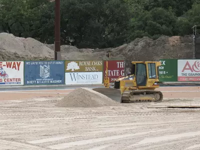 <b>Work on Reckling Park continues.</b>
