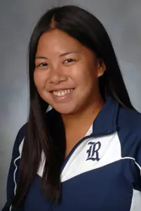 Rebecca Lin clinches the match with a hard-fought 4-6, 6-4, 6-4 win.