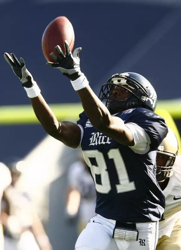 Jarett Dillard pulls in an 80-yard scoring pass from Chase Clement