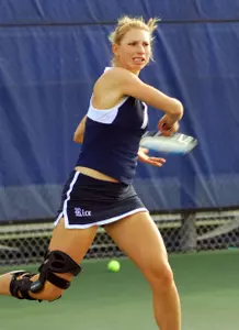 Dominique Karas won a pair of hard-fought decisions against No. 27 Texas A&M.