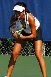 Christine Dao and the Owls face Houston at 3pm in the quarterfinals of the C-USA Championship.