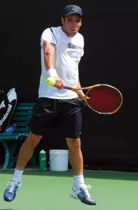 Bruno Rosa finishes the season with a 25-7 singles record.