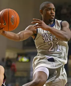Rodney Foster scored 22 points to lead the Owls.