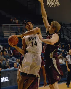 Arsalan Kazemi finished with 15 points and nine rebounds in the Owls' 65-55 win over UALR.