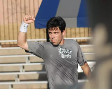 Bruno Rosa won a three-set match at No. 1 singles to help the Owls to a 4-1 victory over North Carolina State.