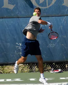 Oscar Podlewski's three-set win proved to be the difference in the Owls' 4-3 victory over Tulsa.