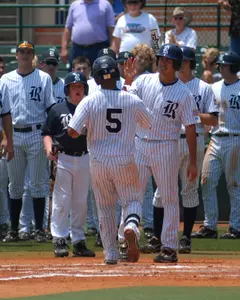 <b>Diego Seastrunk</b>