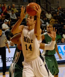 Arsalan Kazemi scored a career-high 28 points in the Owls' loss to Tulane.