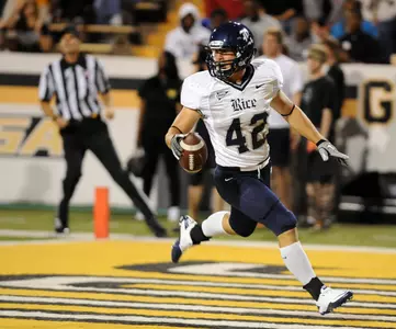 Rice linebacker Michael Kutzler finds the end zone after recovering a fumble of a kickoff return. (AP Photo/Hattiesburg American, Ryan Moore)