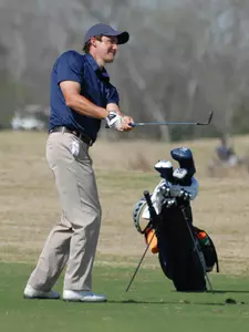 Erik Mayer shot a second-round 69, a collegiate best for the junior, to help the Owls to a 282 team score for the round.