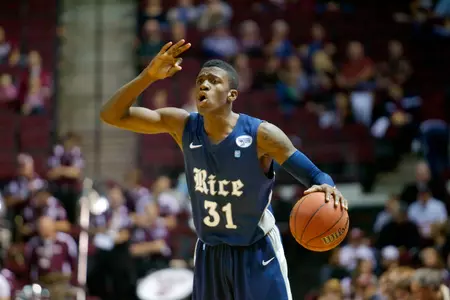 Dylan Ennis scored a career-high 18 points in the Owls' loss to TCU.