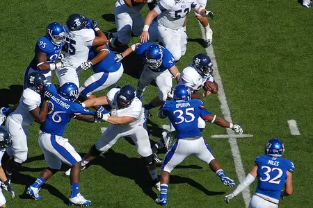 Rice defeated Kansas 25-24 in Lawrence