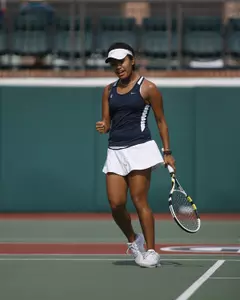 Kimberly Anicete closed out the match with a win on Court 4