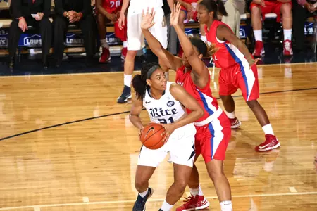 Nakachi Maduka led the Owls with 16 points