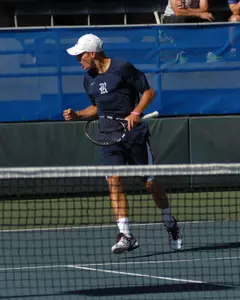 Tommy Bennett's three-set win vaulted the Owls into the C-USA semis.