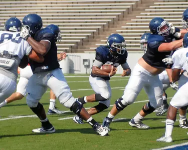 Darik Dillard scored on a pair of short runs.
