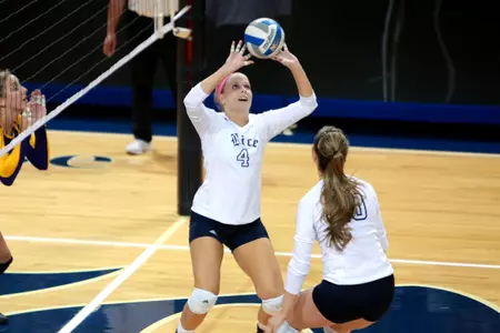 <b>Megan Murphy</b> notched her second double-double of the season on Sunday.