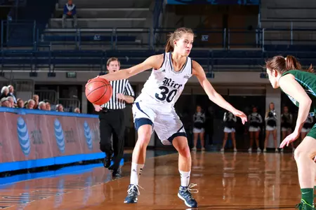 Jessica Kuster scored 14 points on Wednesday to become the Owls all-time leading scorer.