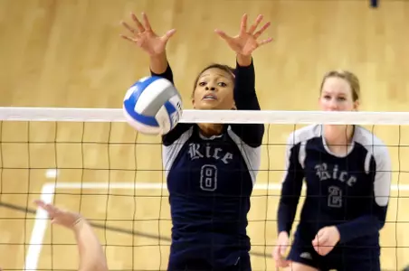 Chelsey Harris and the Owls look to extend their four-game win streak this weekend at UTEP and UTSA.