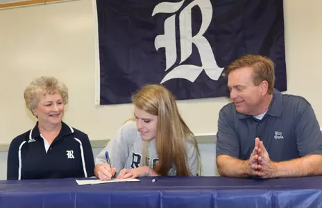 McKay Kyle signed a NLI with the Owls volleyball team on Wednesday.