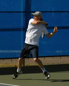Adam Gustafsson put the Owls on the board with a straight set win at No. 3 singles