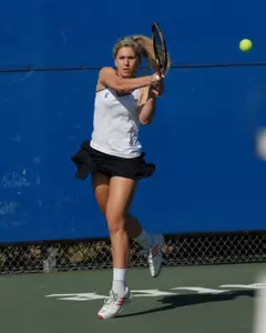 Liat Zimmermann clinched the match with a tiebreak win