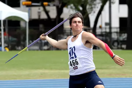 Evan Karakolis was named a CoSIDA Academic All-District 7 selection on Thursday.