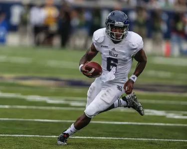 <b>Driphus Jackson</b> passed for 163 yards on Saturday.