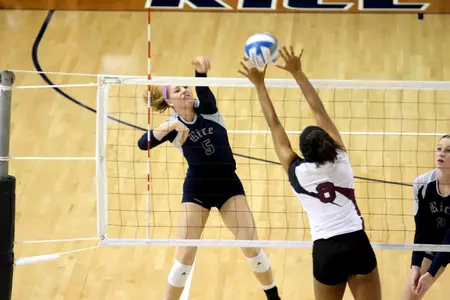 Kyley Reed and the Owls fell 3-2 to Western Kentucky Sunday.