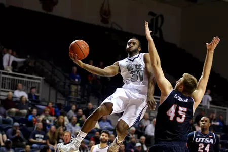 <b>Van Green</b> led the Owls with seven rebounds in the win over UTSA.