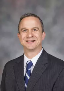 <b>Scott Pera</b><br>Associate Head Coach