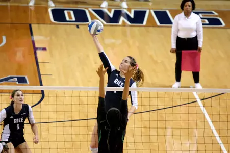 Leah Mikesky posted 20 kills in the Owls' 3-2 loss at Louisiana Tech.