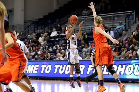 Maya Hawkins and the Owls host Texas in the home opener on Nov. 21.