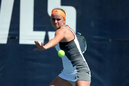 Solomiya Zinko delivered the clinching point for the Owls