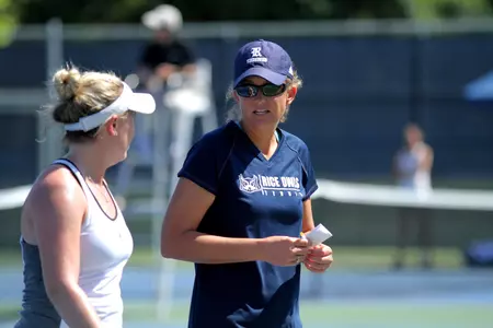 Elizabeth Schmidt and the Owls will open fall tournament play on September 18 in Midland.