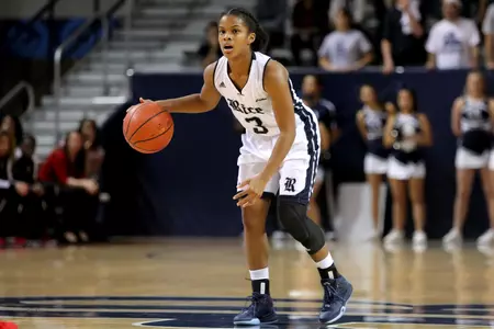 Maya Hawkins led the Owls with 12 points in the win over UTSA.